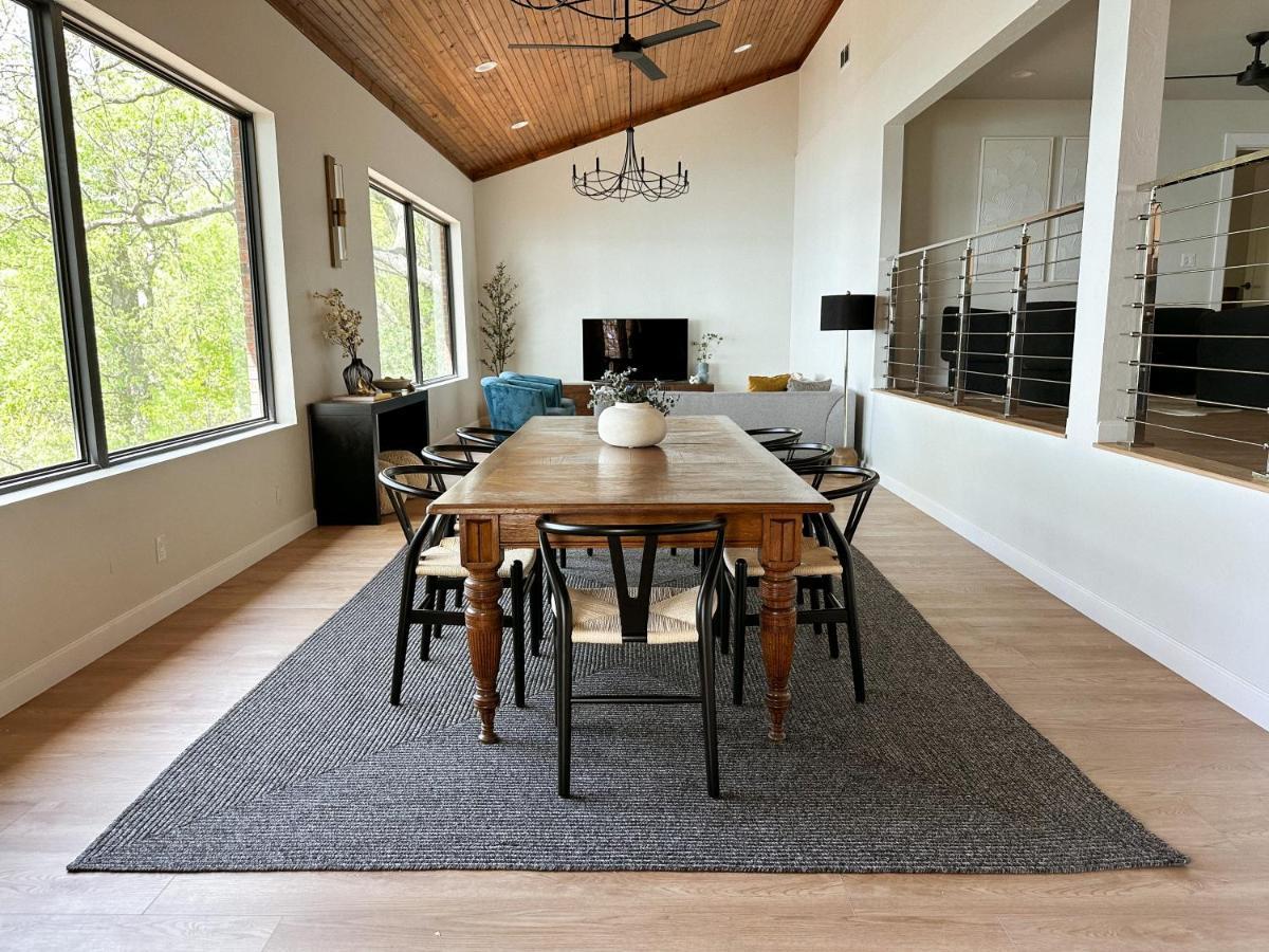 Newly Renovated 4B, 2.5 Bath Lakefront Home With South Grand Lake Views And Dock Vinita Exterior foto